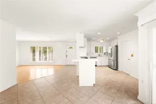 20401 Somerville Ln, Huntington Beach, CA 92646 - Photo 17