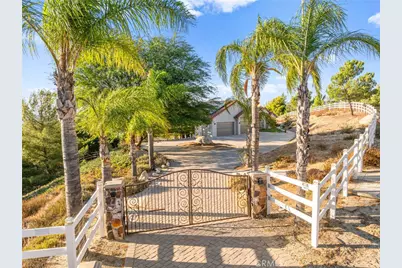 40107 Calle Breve, Temecula, CA 92592 - Photo 3