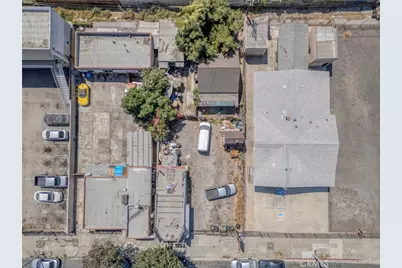 618 W Florence Avenue, Los Angeles, CA 90044 - Photo 5