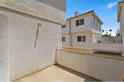 3918 W 118th Place #8, Hawthorne, CA 90250 - Photo 11