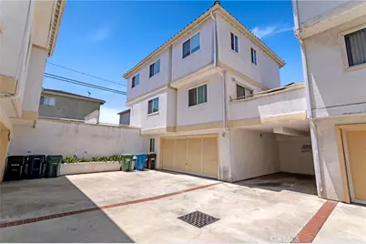 3918 W 118th Place #8, Hawthorne, CA 90250 - Photo 1