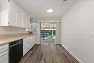 40725 Corte Albara, Murrieta, CA 92562 - Photo 17