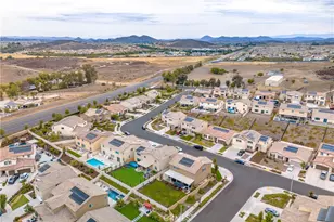 33063 Table Rock Dr, Winchester, CA 92596 - Photo 51