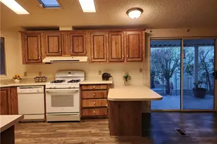 1250 N Kirby Street, Hemet, CA 92545 - Photo 17