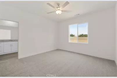 22832 Saddleback Avenue, Apple Valley, CA 92307 - Photo 5