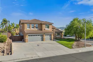 41793 Pioneer St, Murrieta, CA 92562 - Photo 3