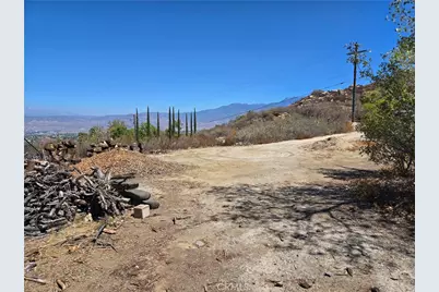 10 Vista Del Valle, Hemet, CA 92544 - Photo 3