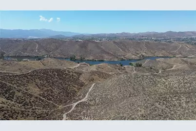 28495 Hampshire Drive, Menifee, CA 92587 - Photo 7