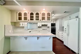 1229 Seven Hills Dr, Hemet, CA 92545 - Photo 9