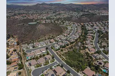 36689 Clove Currant Lane, Murrieta, CA 92562 - Photo 5