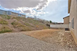 30709 Expedition Dr, Winchester, CA 92596 - Photo 39