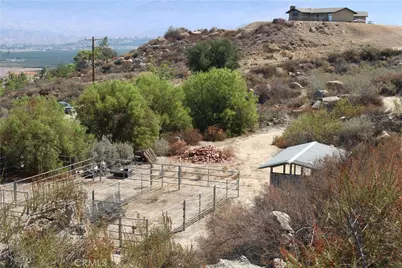21 Vista Del Valle, Hemet, CA 92544 - Photo 5