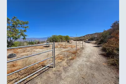 21 Vista Del Valle, Hemet, CA 92544 - Photo 19