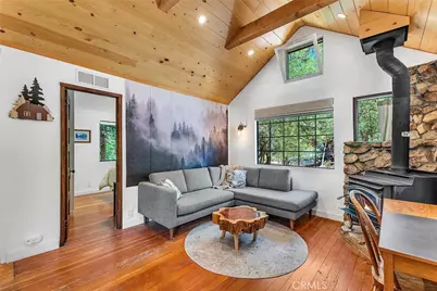 54039 Montgomery, Idyllwild, CA 92549 - Photo 11