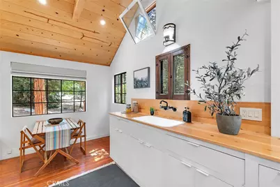 54039 Montgomery, Idyllwild, CA 92549 - Photo 19