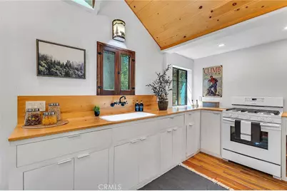 54039 Montgomery, Idyllwild, CA 92549 - Photo 15