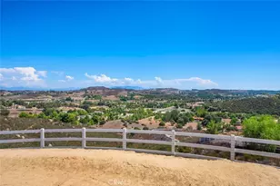 38566 Vista Del Bosque, Murrieta, CA 92562 - Photo 45