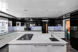 11372 Dona Teresa Dr, Studio City, CA 91604 - Photo 17