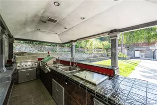 11372 Dona Teresa Dr, Studio City, CA 91604 - Photo 51