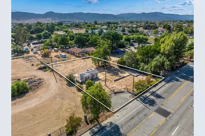 24409 Jefferson Avenue, Murrieta, CA 92562 - Photo 7