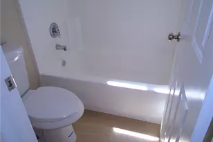 29905 Cherry Hill Dr, Murrieta, CA 92563 - Photo 21