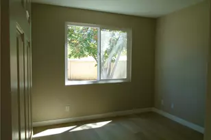 29905 Cherry Hill Dr, Murrieta, CA 92563 - Photo 7