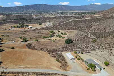 23742 Bundy Canyon Road, Wildomar, CA 92595 - Photo 37