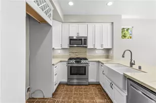 28403 Ravenna St, Murrieta, CA 92563 - Photo 13