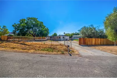 45991 Willowbrook, Hemet, CA 92544 - Photo 3