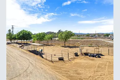 31250 Loretta Ave., Winchester, CA 92596 - Photo 37