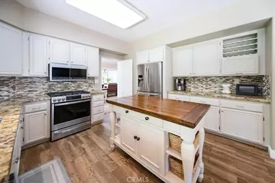 40579 New Town, Temecula, CA 92591 - Photo 17