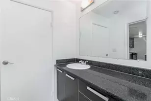 7254 Vassar Ave, Canoga Park, CA 91303 - Photo 15