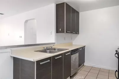 7254 Vassar Ave #308, Canoga Park, CA 91303 - Photo 23