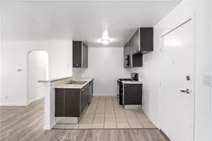 7254 Vassar Ave, Canoga Park, CA 91303 - Photo 5