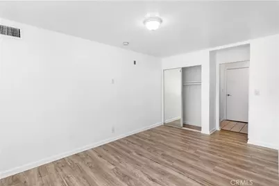 7254 Vassar Ave #308, Canoga Park, CA 91303 - Photo 9