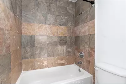 7254 Vassar Ave #308, Canoga Park, CA 91303 - Photo 17