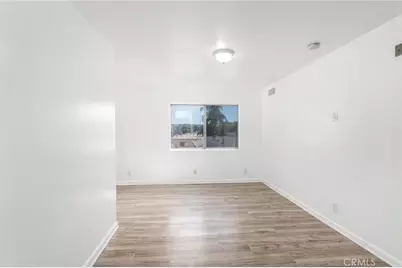 7254 Vassar Ave #308, Canoga Park, CA 91303 - Photo 11