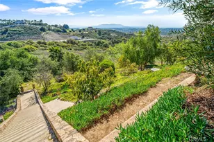 21128 Via Los Laureles, Murrieta, CA 92562 - Photo 59