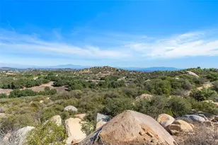 42125 Calle Paramo, Murrieta, CA 92562 - Photo 73