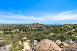 42125 Calle Paramo, Murrieta, CA 92562 - Photo 73