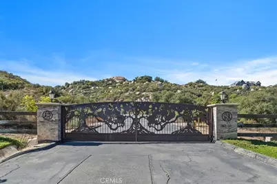 42125 Calle Paramo, Murrieta, CA 92562 - Photo 9