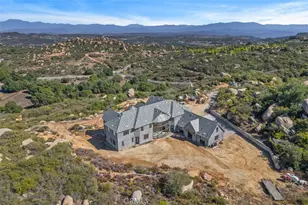 42125 Calle Paramo, Murrieta, CA 92562 - Photo 65