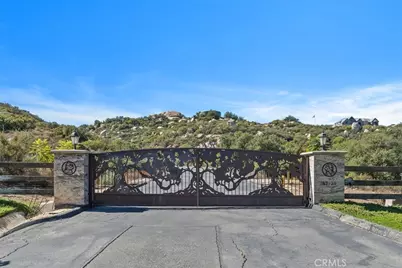42125 Calle Paramo, Murrieta, CA 92562 - Photo 9