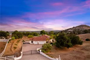 21977 Paseo Chico, Murrieta, CA 92562 - Photo 59