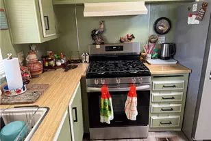 209 Flora Vista, San Jacinto, CA 92582 - Photo 5