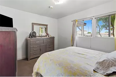 705 McDonald Avenue, Wilmington, CA 90744 - Photo 9