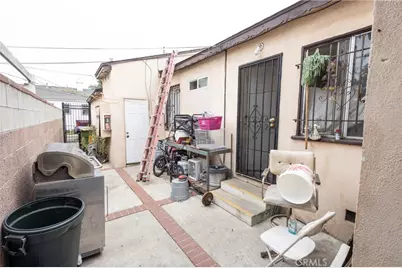 705 McDonald Avenue, Wilmington, CA 90744 - Photo 25