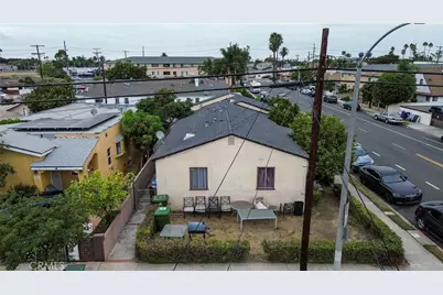 705 McDonald Avenue, Wilmington, CA 90744 - Photo 35