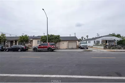 705 McDonald Avenue, Wilmington, CA 90744 - Photo 29