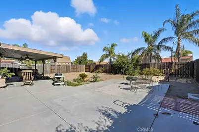 19250 Henshaw Ct, Lake Elsinore, CA 92530 - Photo 27